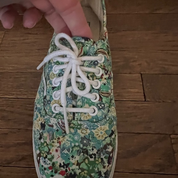 VANS WOMEN’S FLORAL PRINT - Picture 2 of 8